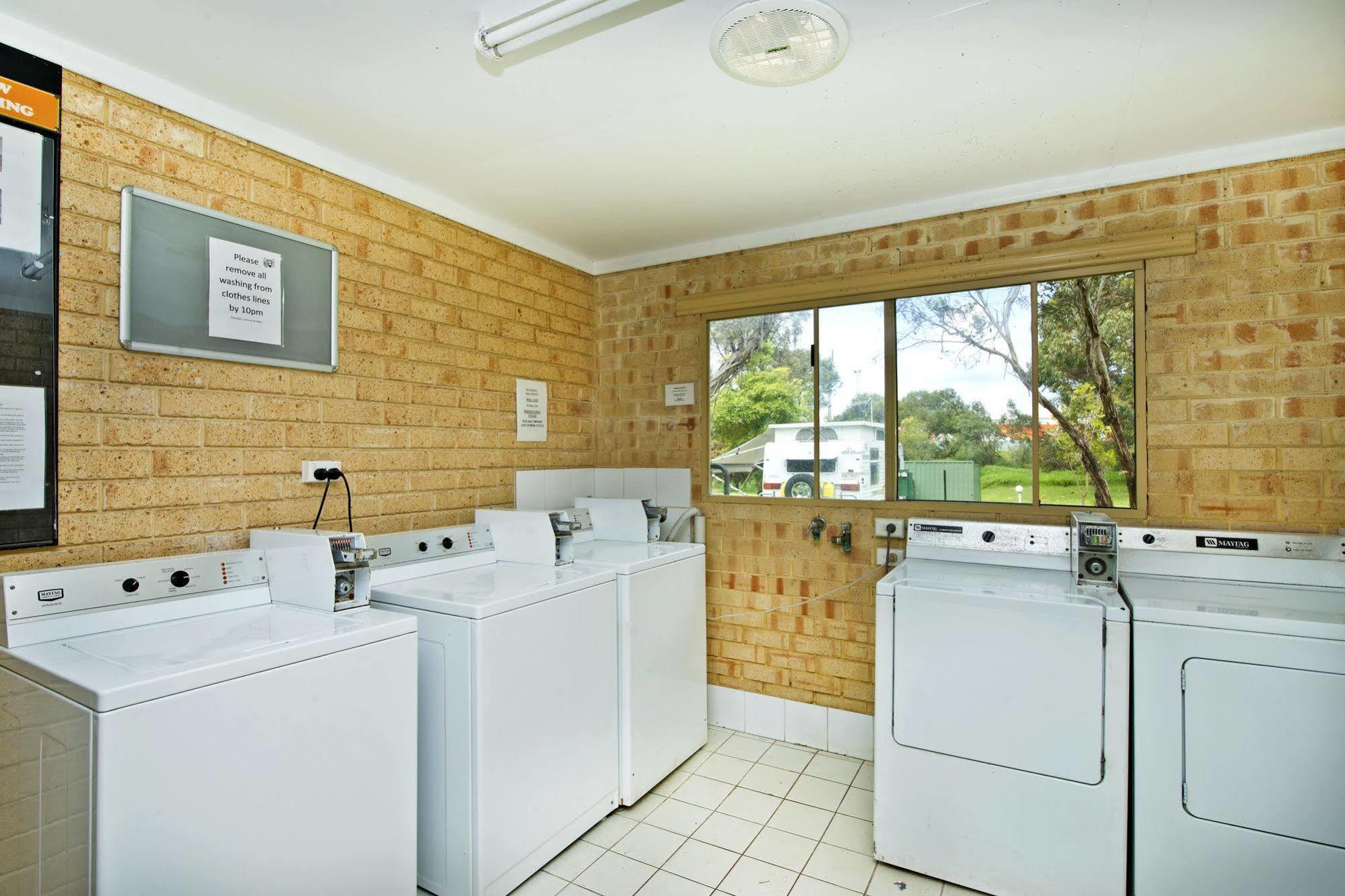 Acclaim Pine Grove Holiday Park เอสเพอแรนส์ ภายนอก รูปภาพ